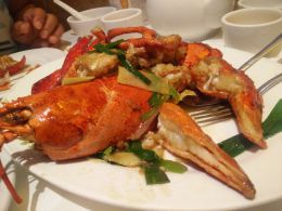 菜品：龙虾 - 小沙田食家