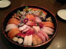 菜品： - Gal's Sushi