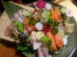 菜品：刺身 - Ume Sushi