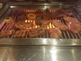 菜品： - Sariwon Korean BBQ Restaurant